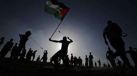 İ­s­r­a­i­l­,­ ­G­a­z­z­e­­d­e­k­i­ ­F­i­l­i­s­t­i­n­l­i­l­e­r­i­ ­g­ö­ç­e­ ­t­e­ş­v­i­k­ ­e­d­i­y­o­r­
